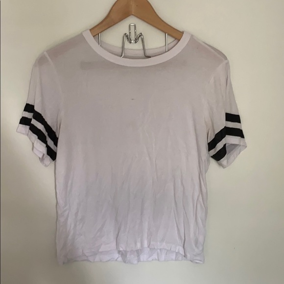 ❤️ AE Soft & Sexy Tee - Picture 1 of 3